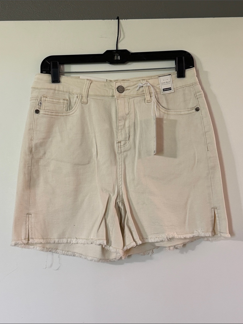 Judy Blue Cream High-Rise Frayed Hem Denim Shorts